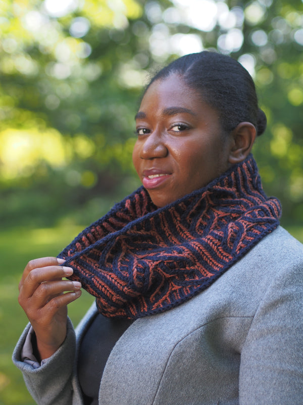 Pine Hollow Cowl Kit - Designed by Vanessa Ewing